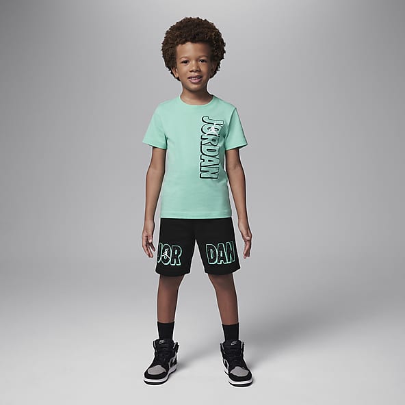 Ninos Ninos talla pequena Conjuntos. Nike US